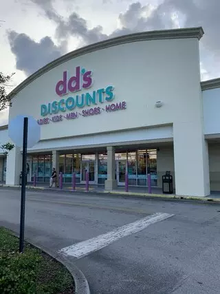 dd's DISCOUNTS