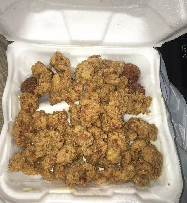Fish & More Restaurant