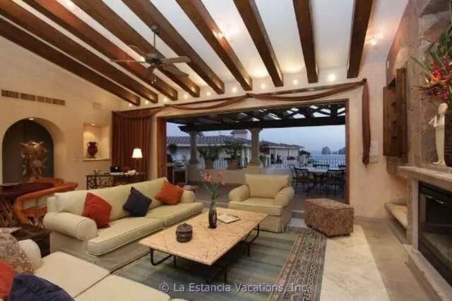 La Estancia Vacations