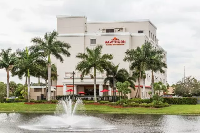 Hawthorn Suites By Wyndham West Palm Beach