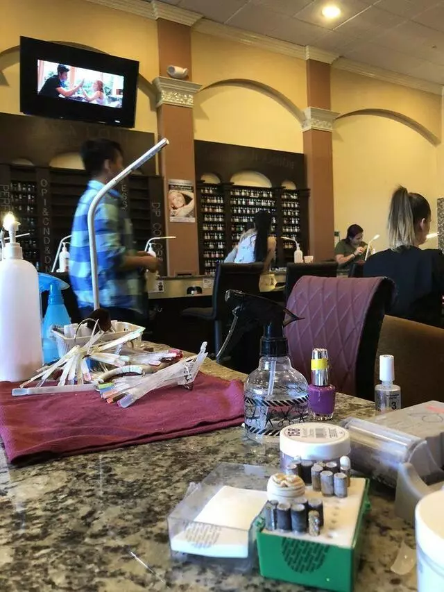 Avalon Nails & Spa