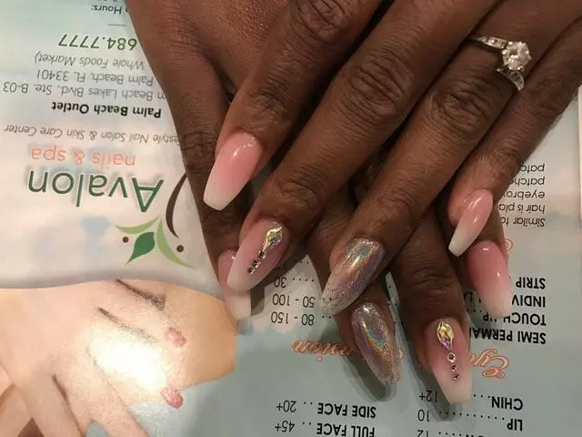 Avalon Nails & Spa
