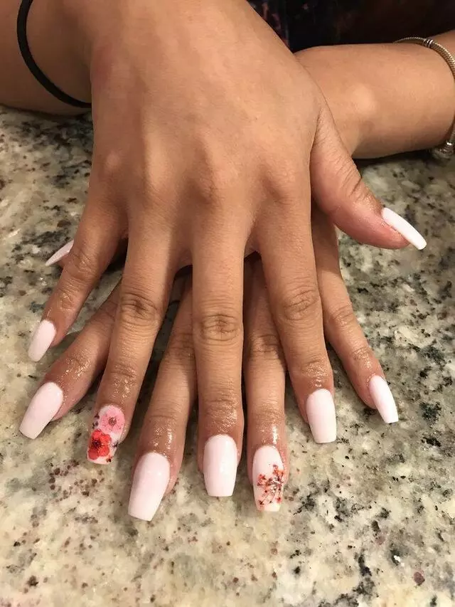 Avalon Nails & Spa