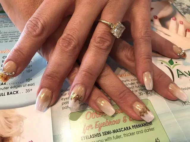 Avalon Nails & Spa