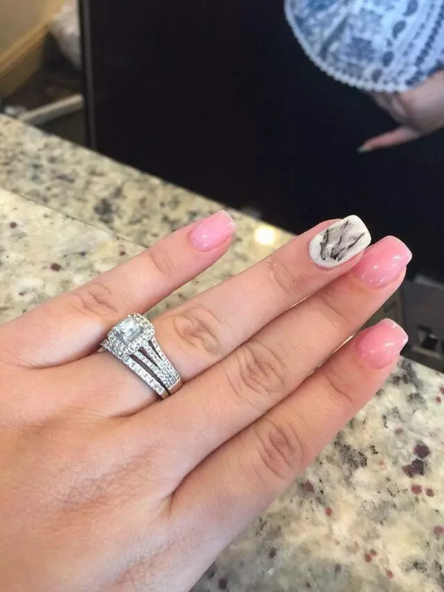 Avalon Nails & Spa