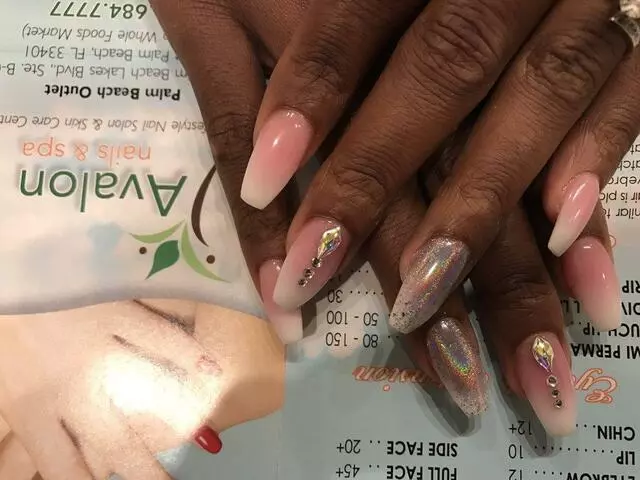 Avalon Nails & Spa
