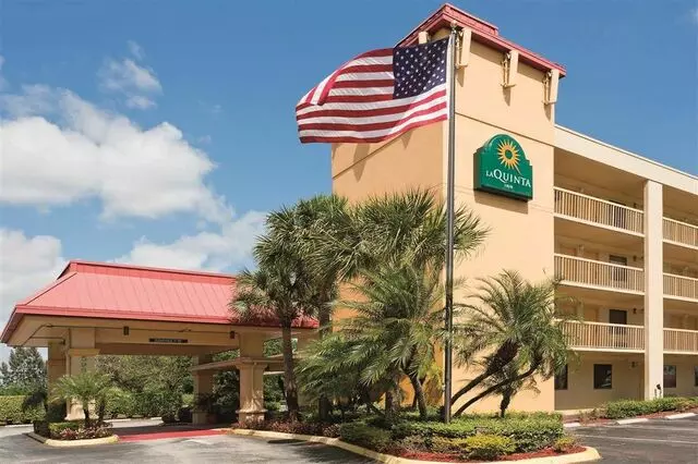 La Quinta Inn by Wyndham West Palm Beach - Florida Turnpike