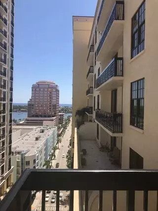 One City Plaza
