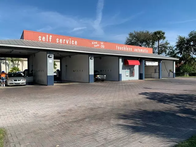 King Suds Auto Wash