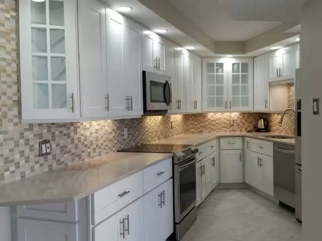 Avanti Builders