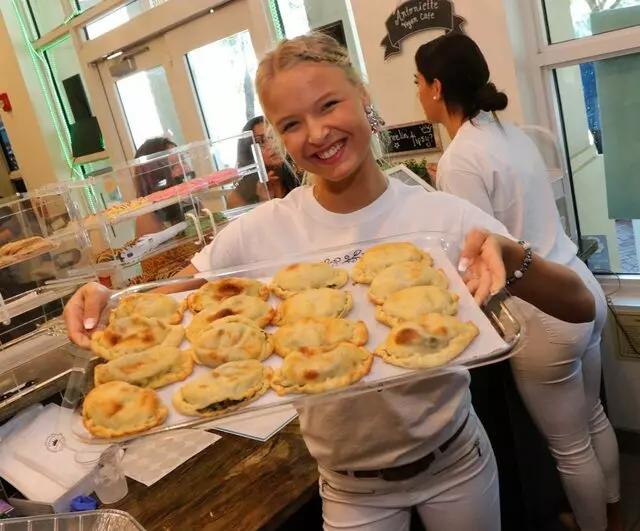 Antoniette Vegan Cafe