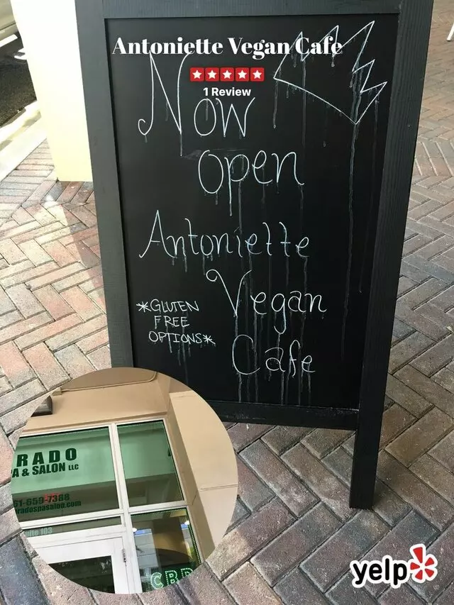 Antoniette Vegan Cafe