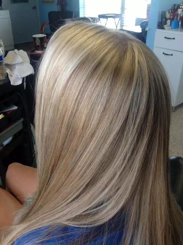 A Couple Gals’ Salon