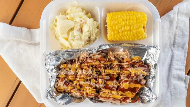 McCray's Backyard BBQ & Seafood